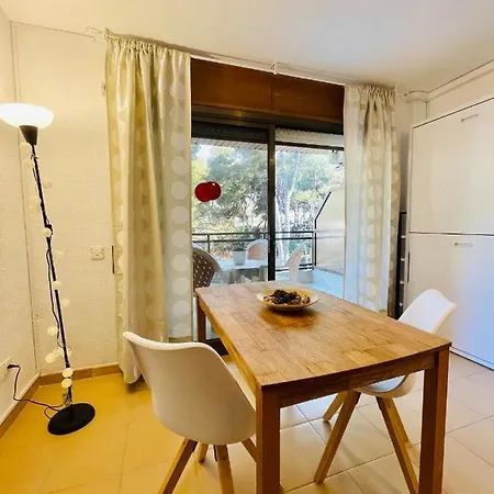 Apartment Estudio Familiar Con Piscina En Playa Levante