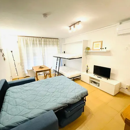 Estudio Familiar Con Piscina En Playa Levante